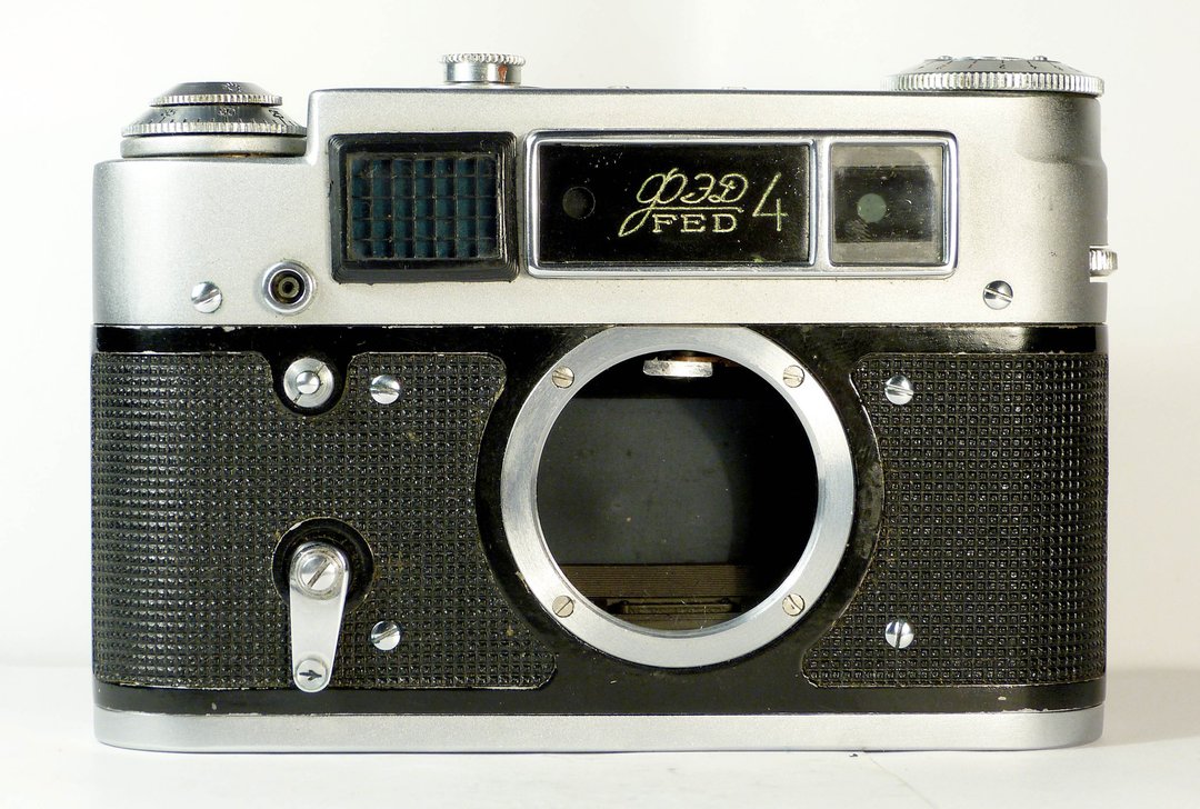 FED 4 USSR 35 mm vintage rangefinder body M39 mount medium type B - 相机 - 其他金属 银色