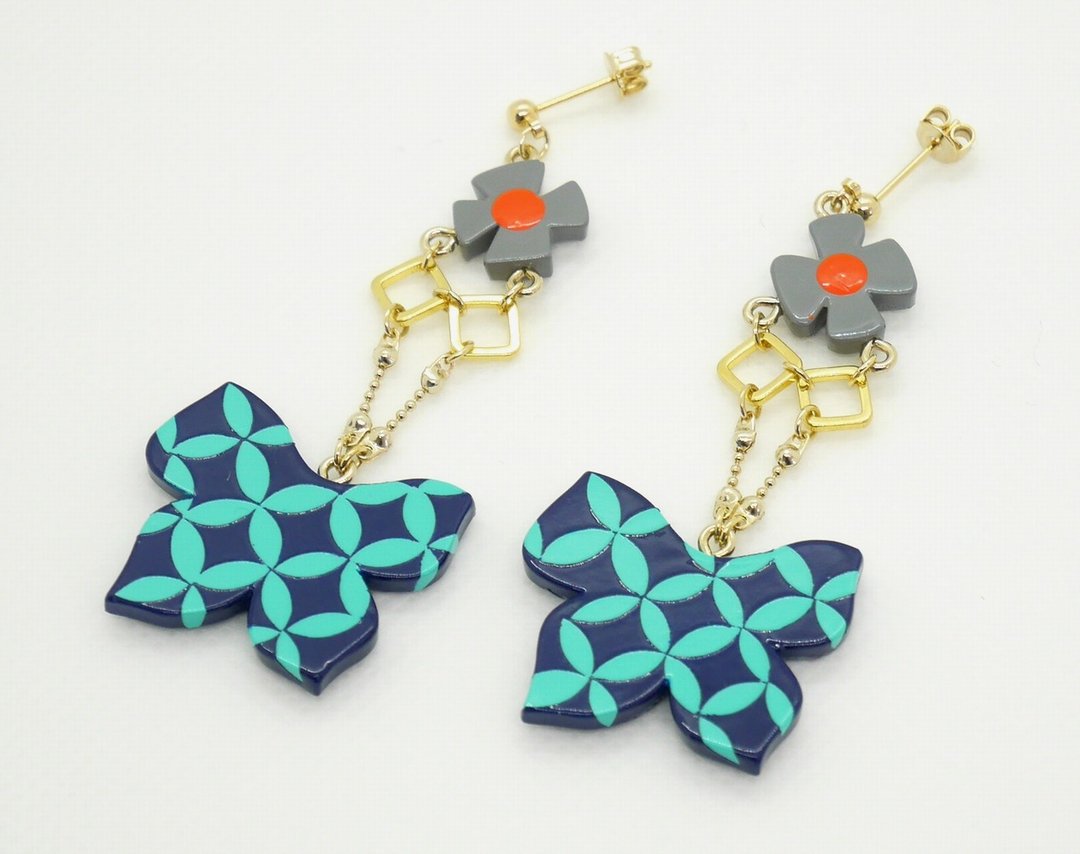 Butterfly (Marine) Earrings - 耳环/耳夹 - 塑料 多色