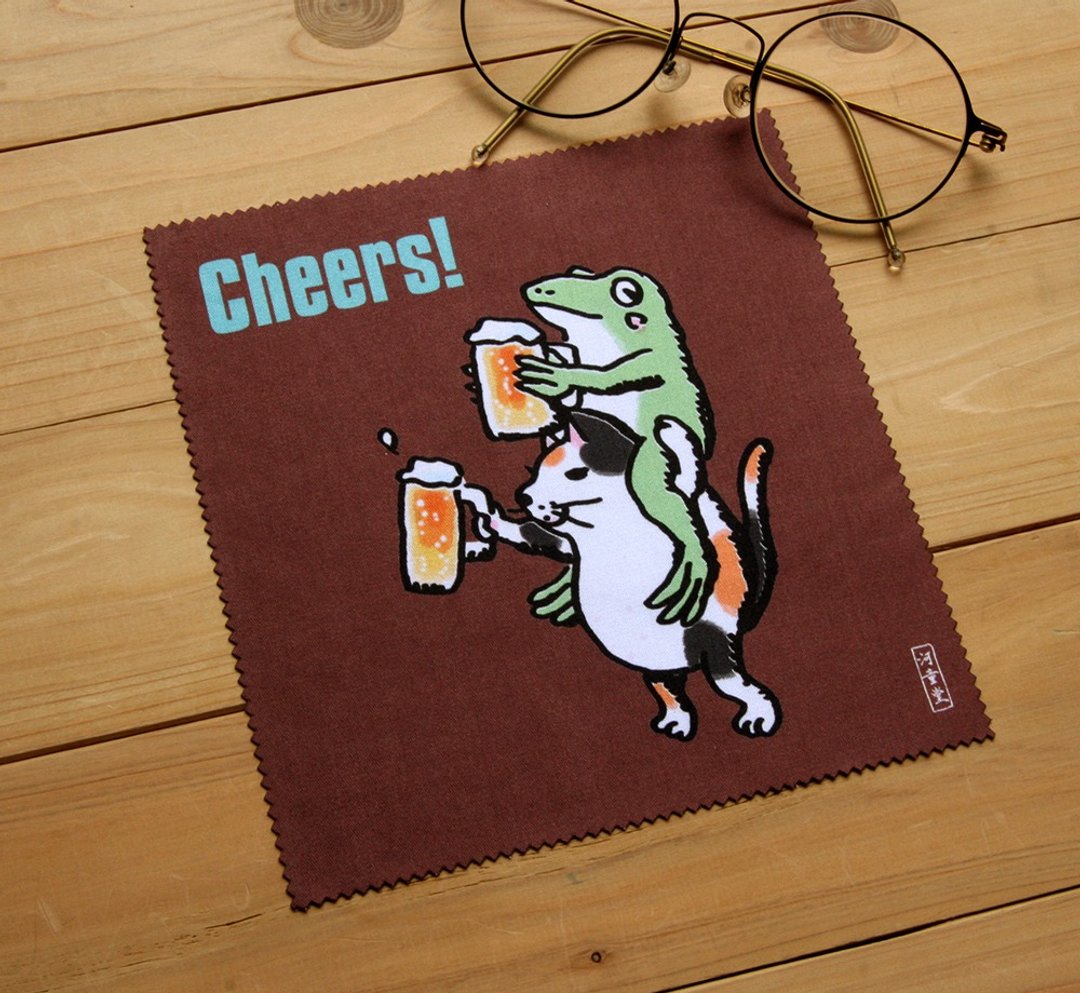 Glasses Wipe Cat and Frog Cheers Smartphone Cleaner - 手帕/方巾 - 其他材质 咖啡色