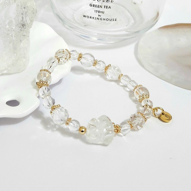 白水晶带铜发九尾狐设计手链/招桃花/平衡情绪之水晶 - 手链/手环 - 水晶 透明