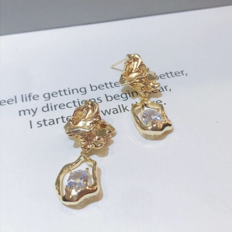 1KM 炎起岩溶•不规则造型锆石耳环 - 耳环/耳夹 - 其他材质 