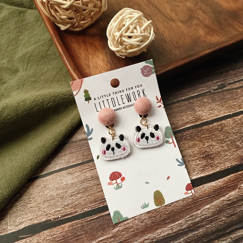 刺绣耳环 | 耳夹 / 耳钉 - 小熊猫 | Littdlework - 耳环/耳夹 - 绣线 多色
