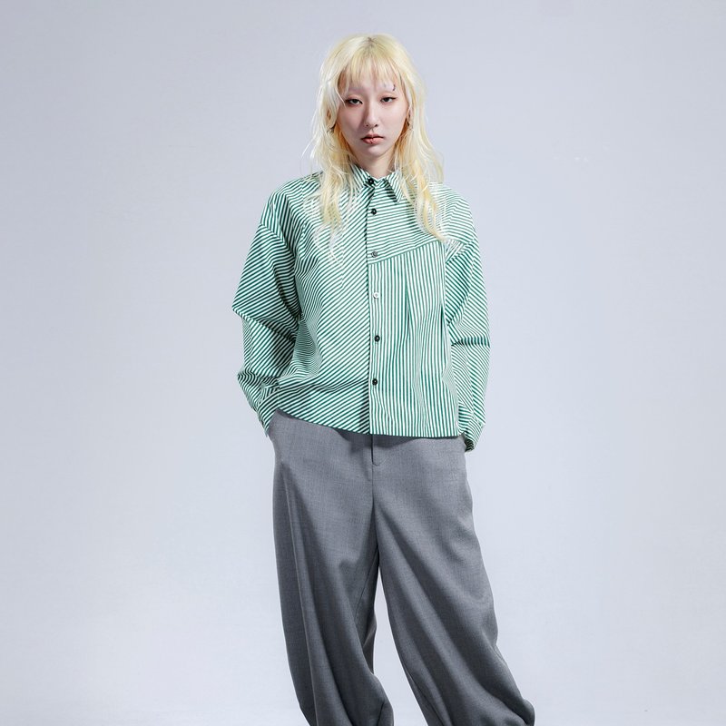 错置条纹活褶衬衫 - 女装衬衫 - 棉．麻 绿色
