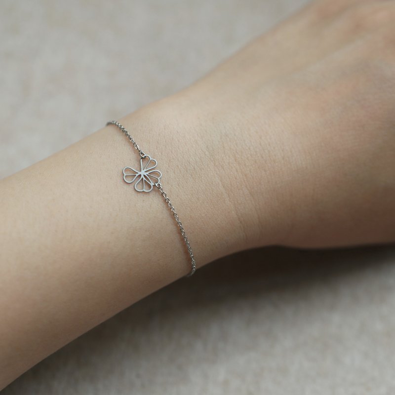 moorigin 酢浆草手链 | 医疗钢・抗过敏・可洗澡・不掉色 - 手链/手环 - 不锈钢 