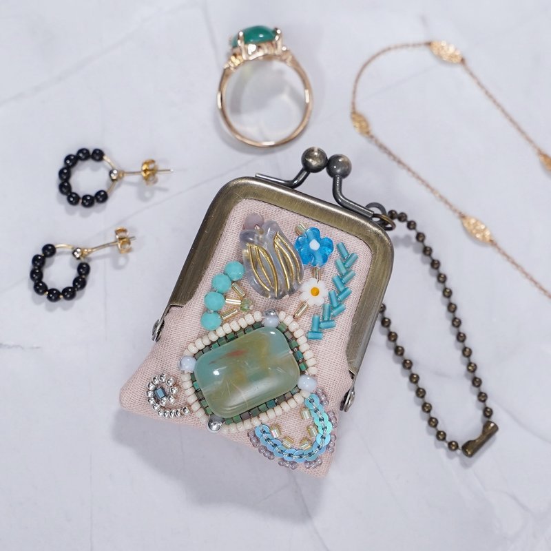 细致珠饰刺绣零钱包 No.98 樱花粉 × 纱布 可作项链・包包吊饰 饰品收纳盒 - 吊饰 - 棉．麻 粉红色