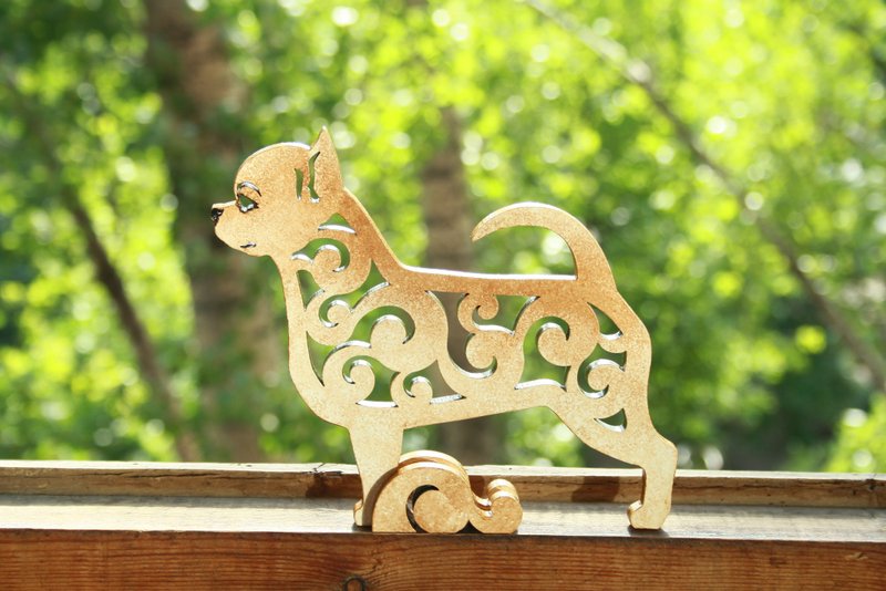 Statuette chihuahua dog figurine made of wood - 摆饰 - 木头 