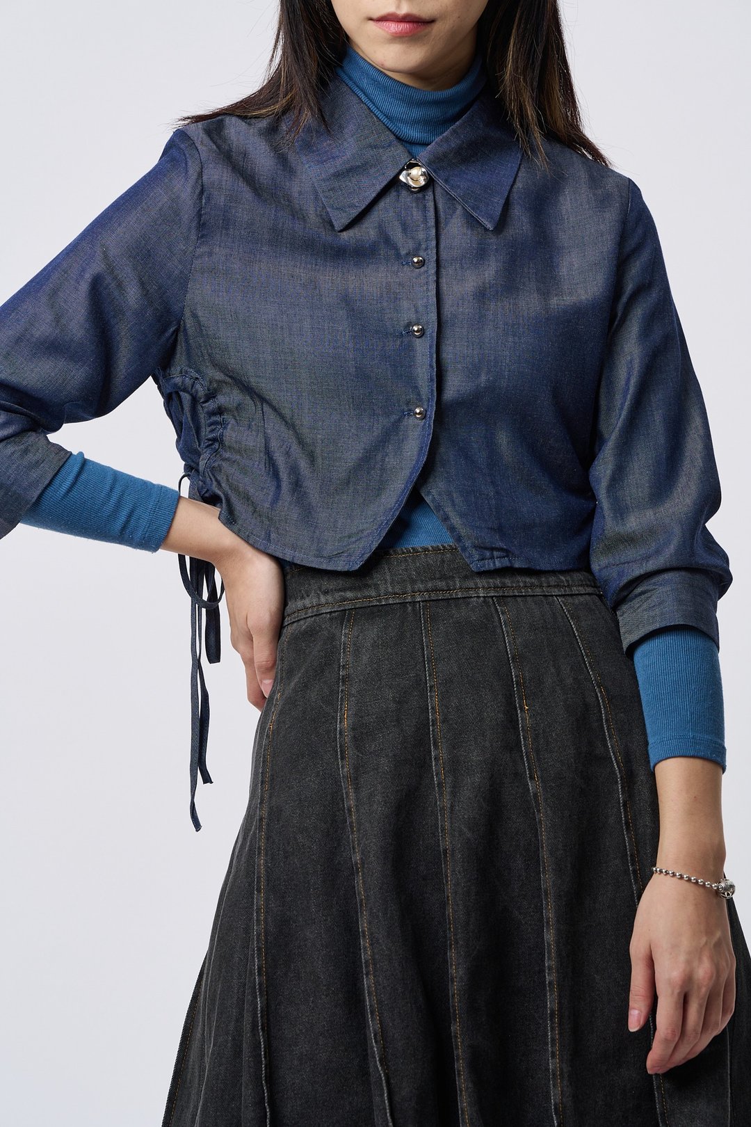 中䄂裇衫 Bracelet Sleeve Shirt - 女装衬衫 - 其他材质 蓝色