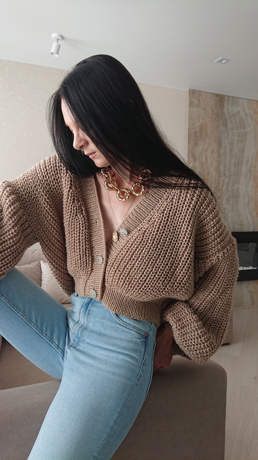 Rib knitted jacket in beige Lantern puff sleeve sweater Cardigan with buttons - 女装针织衫/毛衣 - 羊毛 