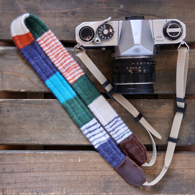 彩色渐层色纱线相机背带 - 相机背带/脚架 - 其他材质 多色