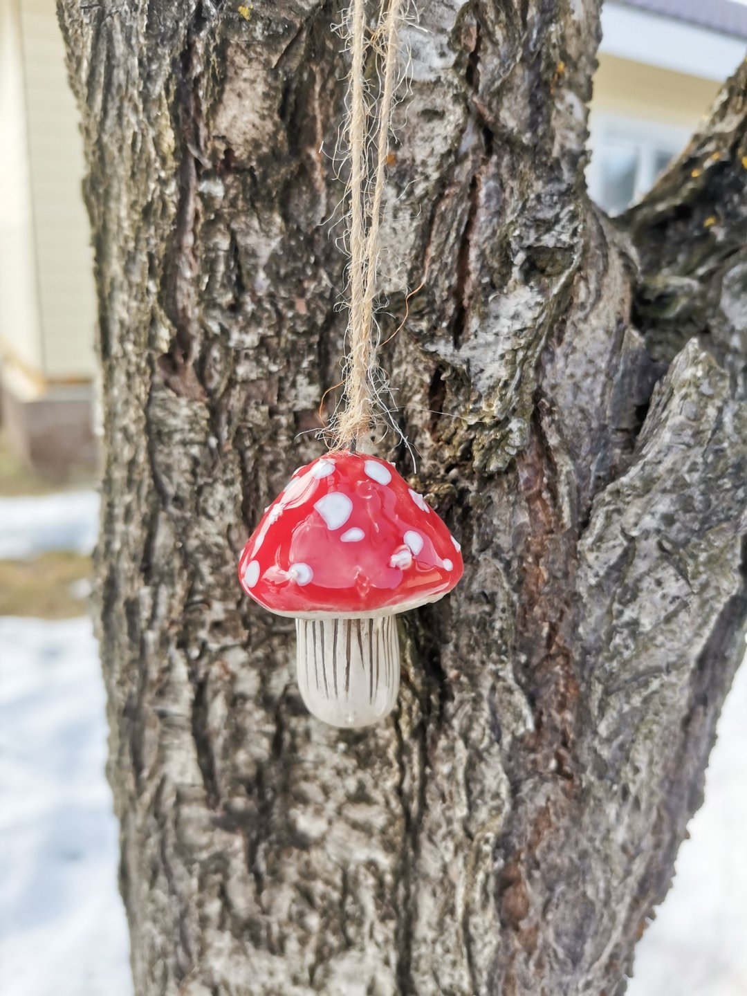 Cute ceramic decorative ornament red fly agaric, ceramic mushroom fly agaric - 花瓶/陶器 - 陶 红色