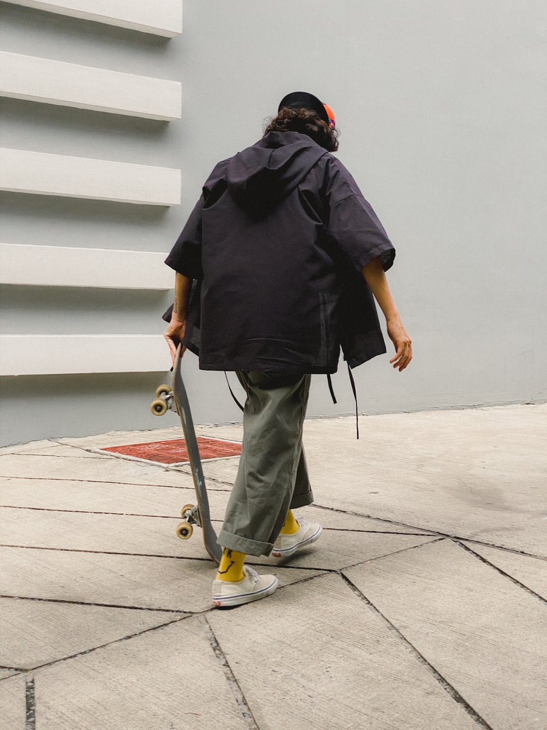 JINBEI KASA DARK GREY (unisex) - 中性连帽卫衣/T 恤 - 棉 黑色