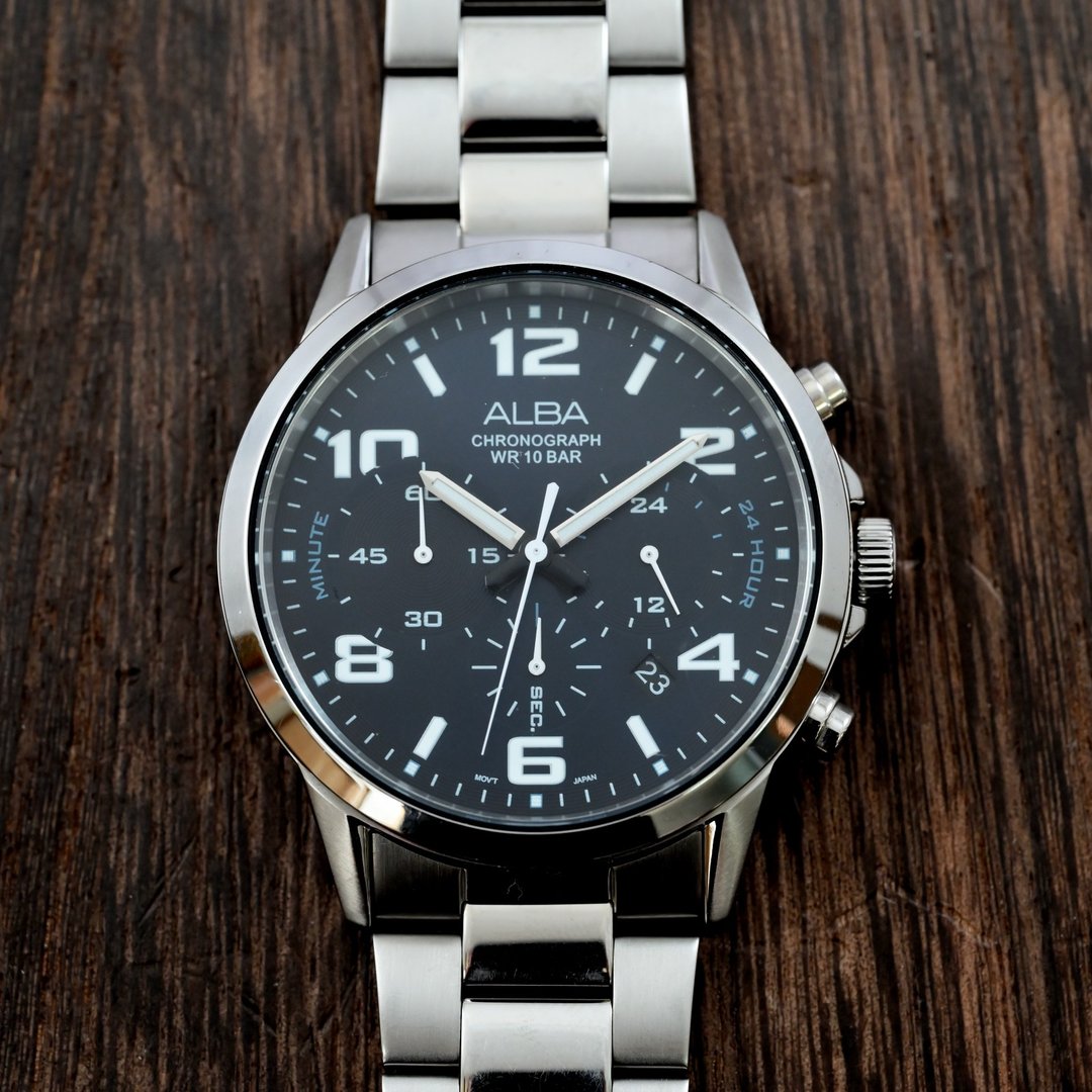 包邮 SEIKO ALBA 男士手表石英计时码表 42 毫米深蓝表盘 Ref.VD53-X284 手表古董手表直销日本 - 男表/中性表 - 不锈钢 蓝色