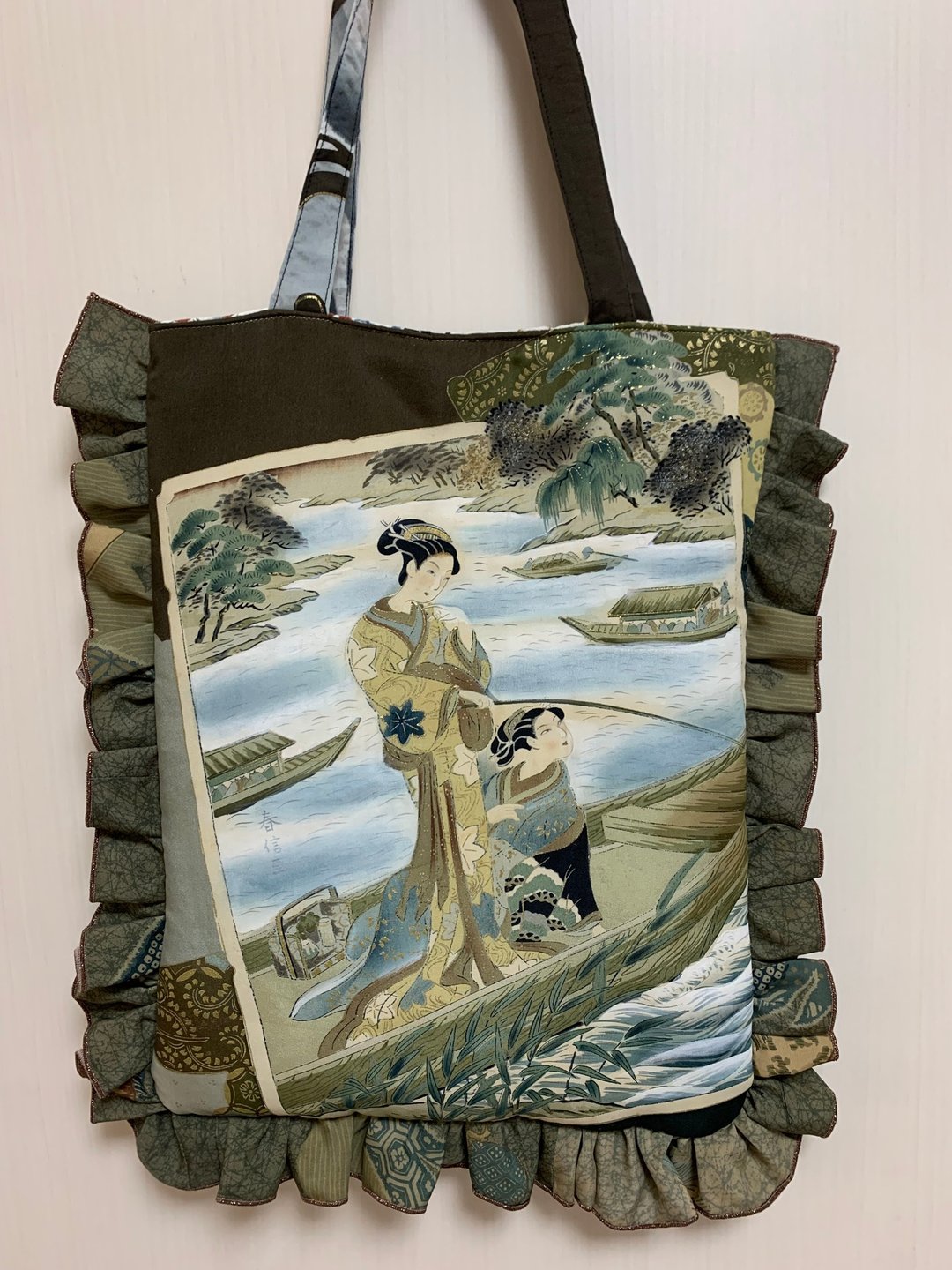 和服拼接荷叶边托特包 - 手提包/手提袋 - 丝．绢 卡其色