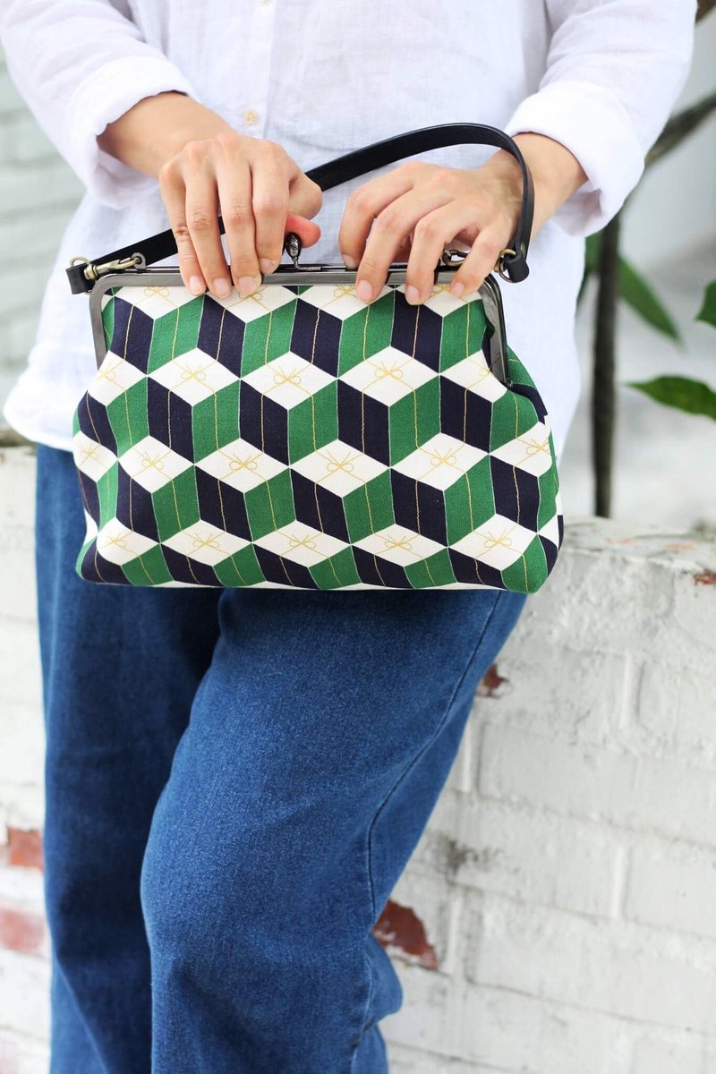 几何肩背口金包 - 侧背包/斜挎包 - 棉．麻 蓝色