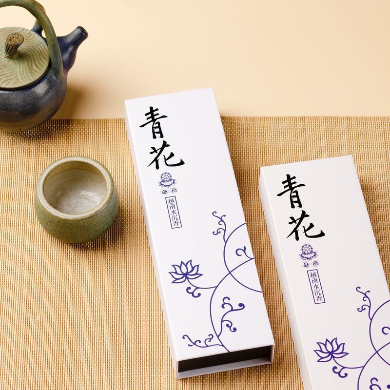 青花-九品越南惠安沉香-7寸卧香 - 香薰/精油/线香 - 其他材质 白色