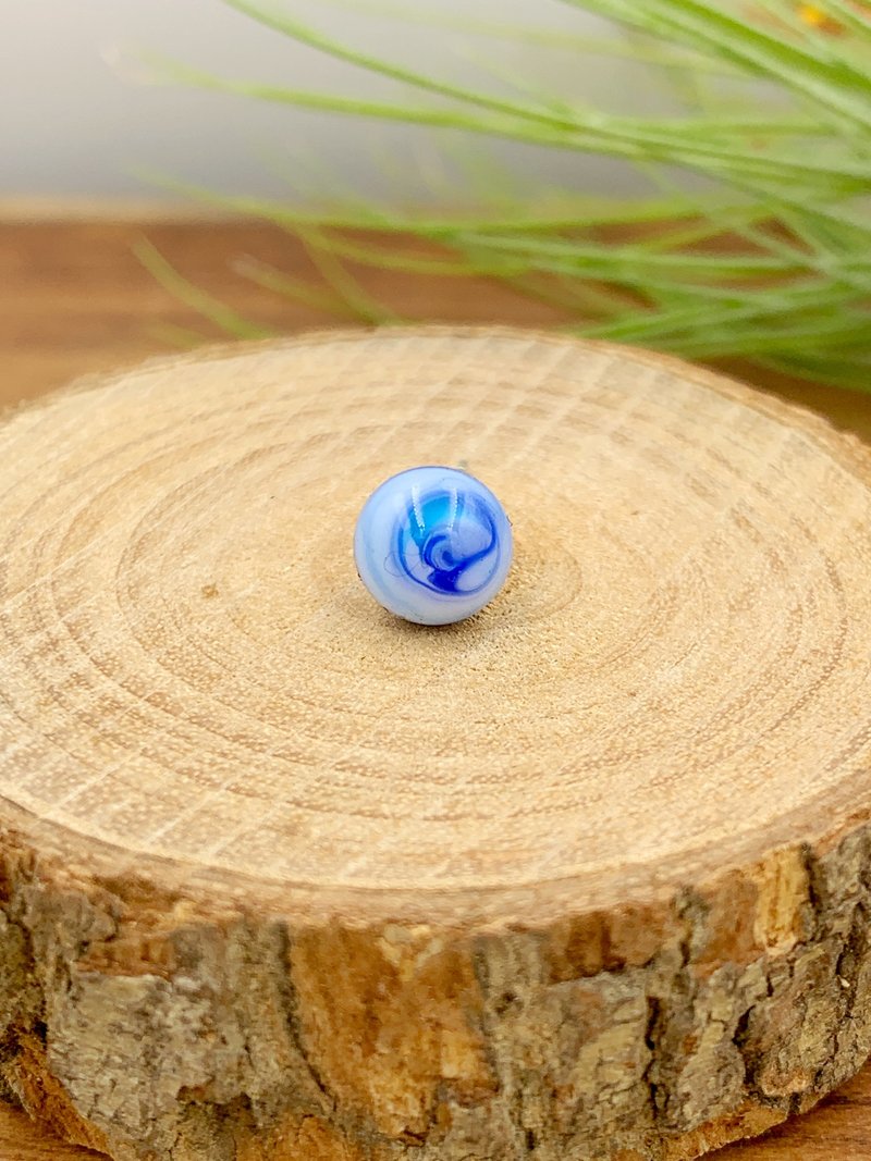 Asumaglass 单颗琉璃耳环 - 耳环/耳夹 - 琉璃 蓝色