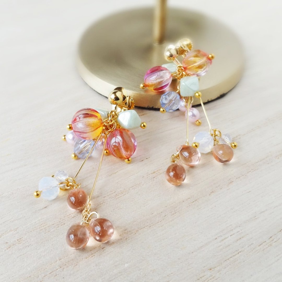 drop-pink Earrings - 耳环/耳夹 - 玻璃 粉红色