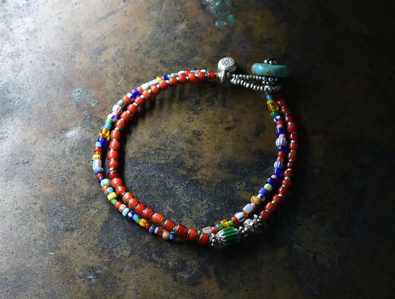 圣诞珠与白爱心、卡伦银及绿色雪佛龙双圈手链 - 手链/手环 - 玻璃 多色