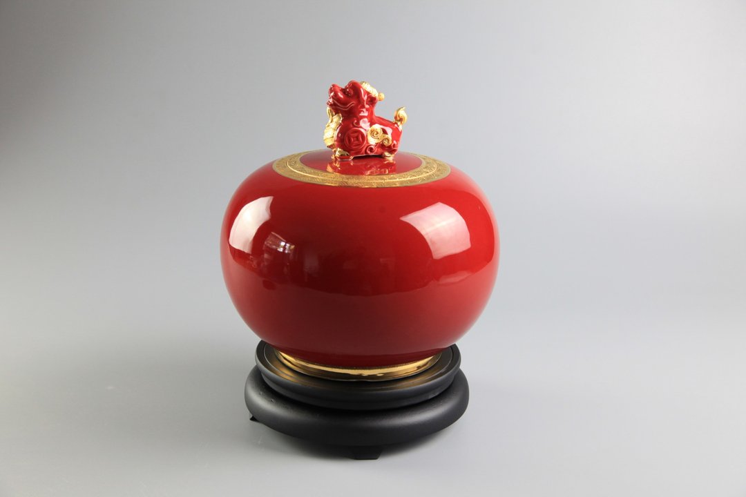 笑纳貔貅聚宝罐20CM-24K纯金彩绘 精致包装赠旋转底座 - 摆饰 - 陶 红色