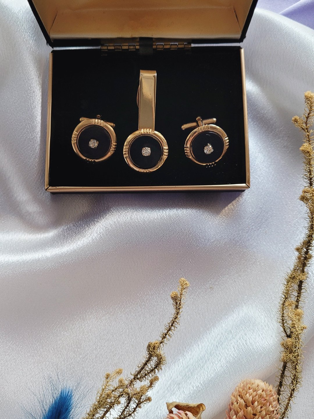 美国西洋古董饰品 /黑塑石莱茵金色绅士领带夹/袖扣套组/男士珠宝 - 领带/领带夹 - 其他金属 