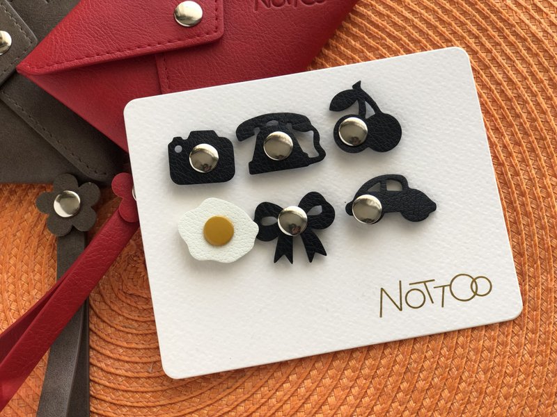 Dress-up-your-wallet Button Card 㕷钮卡_Bonjour - 其他 - 人造皮革 