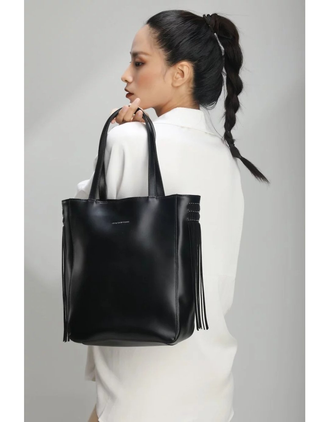 Classic编织黑色流苏Tote Bag - 手提包/手提袋 - 真皮 黑色