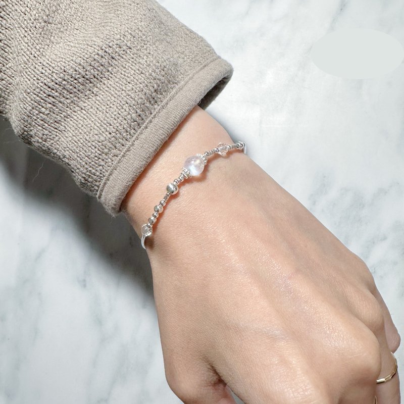 多层次风格-城里月光-纯银系手链 - 手链/手环 - 水晶 白色