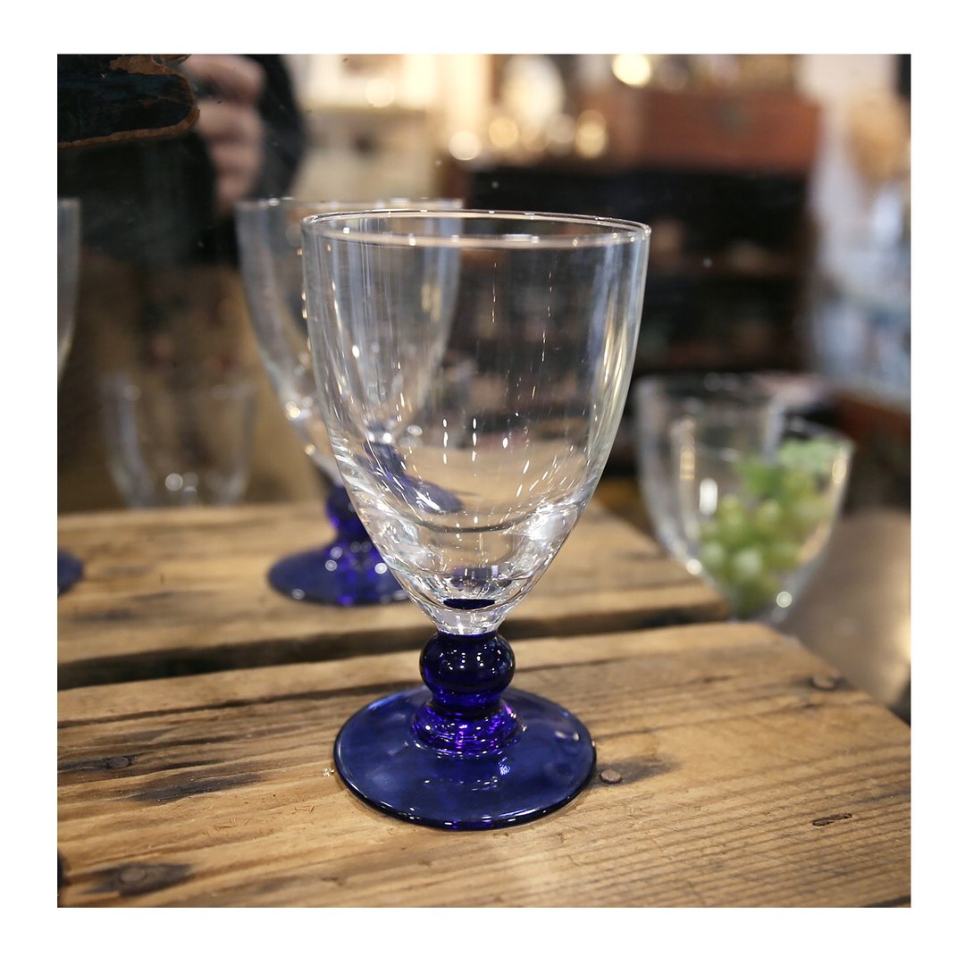 法国老件。蓝底玻璃高脚杯.法式优雅。餐桌布置推荐.玻璃杯。单入售 - 玻璃杯 - 玻璃 