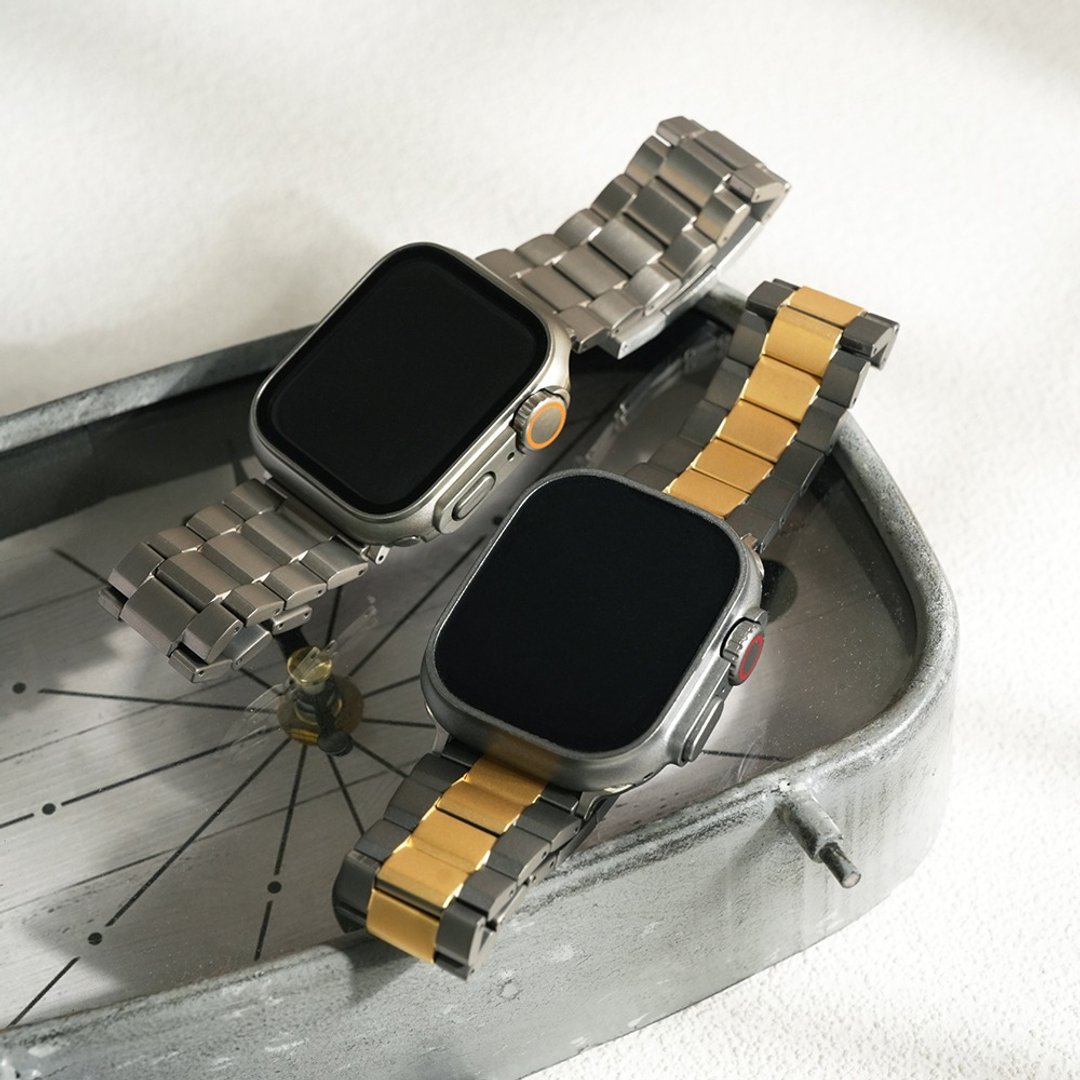 APPLE WATCH - 钛光银典藏款 苹果专用表带 - 表带 - 其他金属 