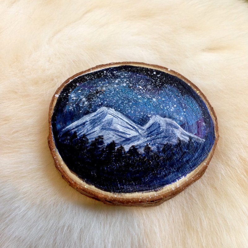 "雪山与夜空"   原木迷你画    摆饰/  别针/ 磁铁 - 海报/装饰画/版画 - 木头 