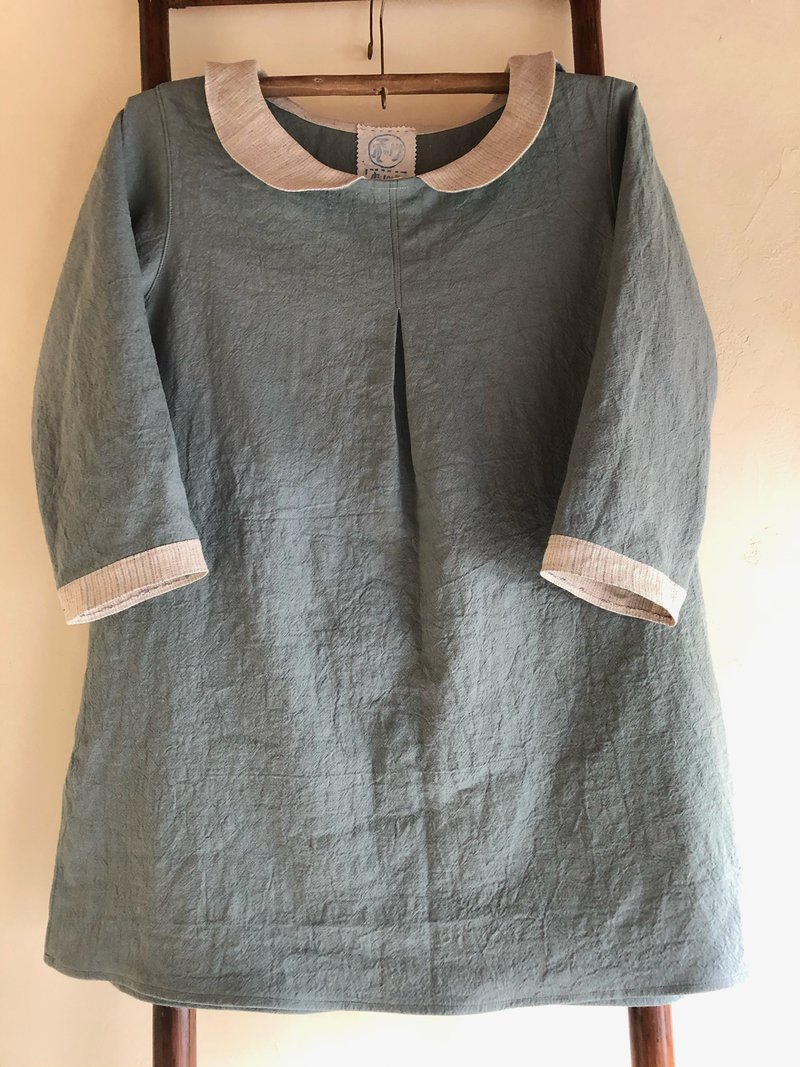 带有麻领的紧身衣 - 女装上衣 - 棉．麻 