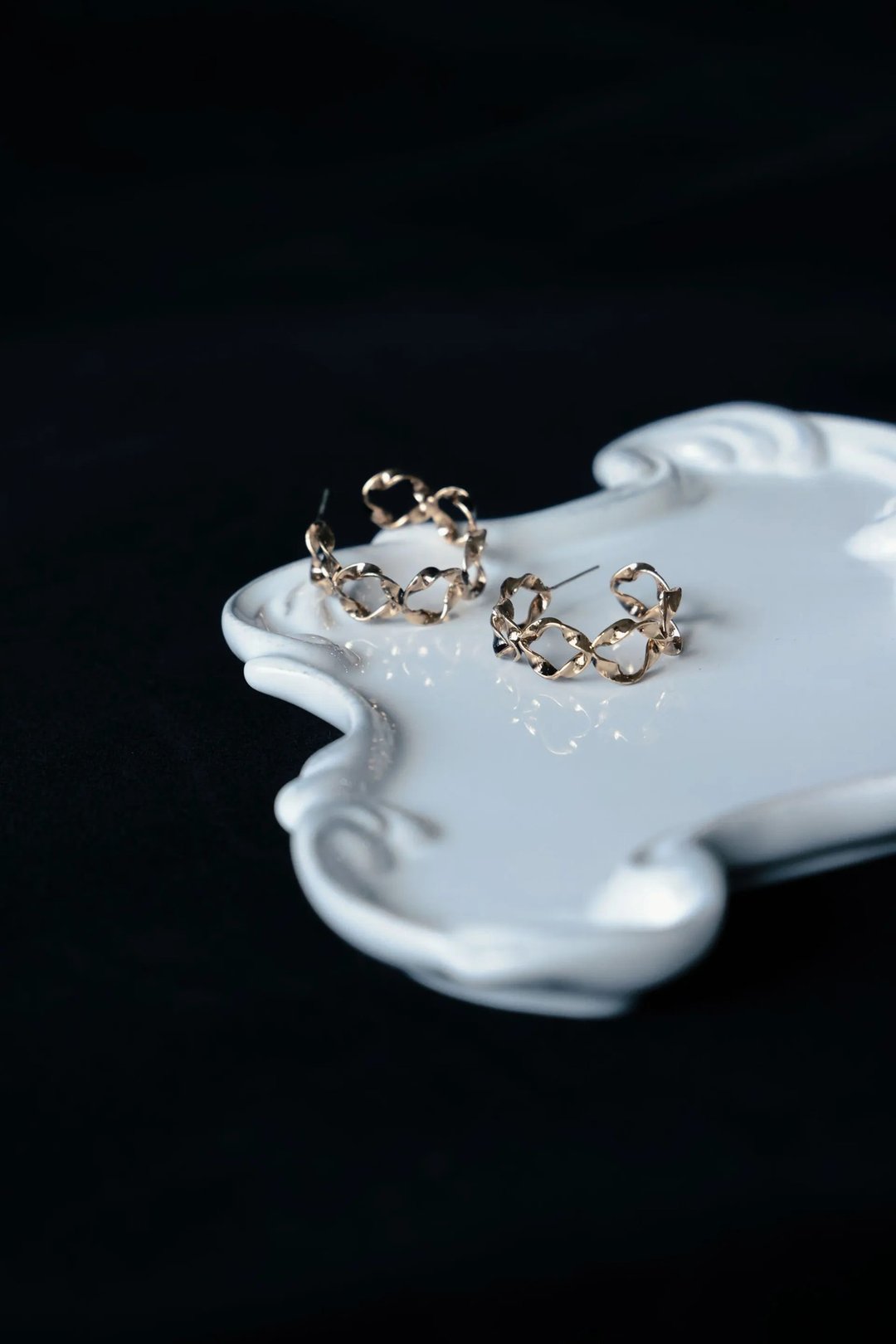 COR-DATE / UNISEX / 波浪圆弧耳环 - 耳环/耳夹 - 其他材质 