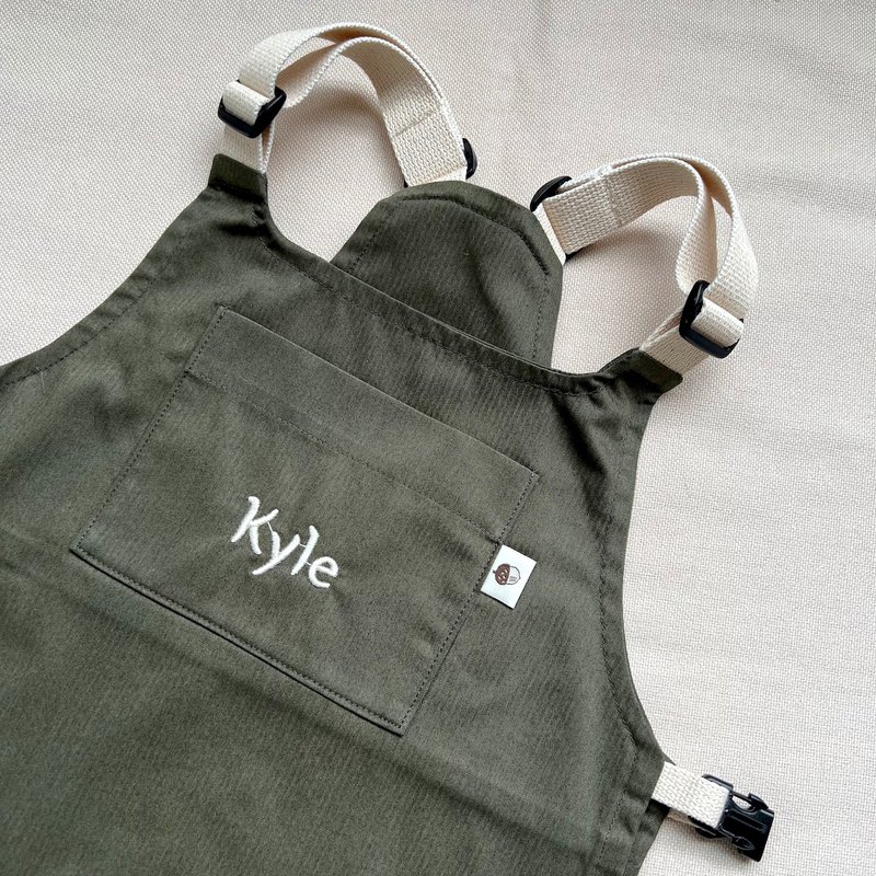 【定制刺绣】工装风多口袋 工作服 围裙 童装 共两色 - 童装上衣 - 棉．麻 绿色