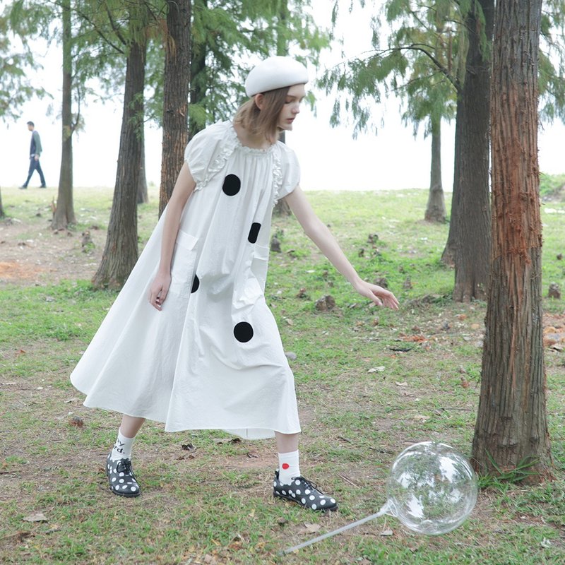 梦游白色点点连身裙 洋装 - imakokoni - 洋装/连衣裙 - 棉．麻 灰色