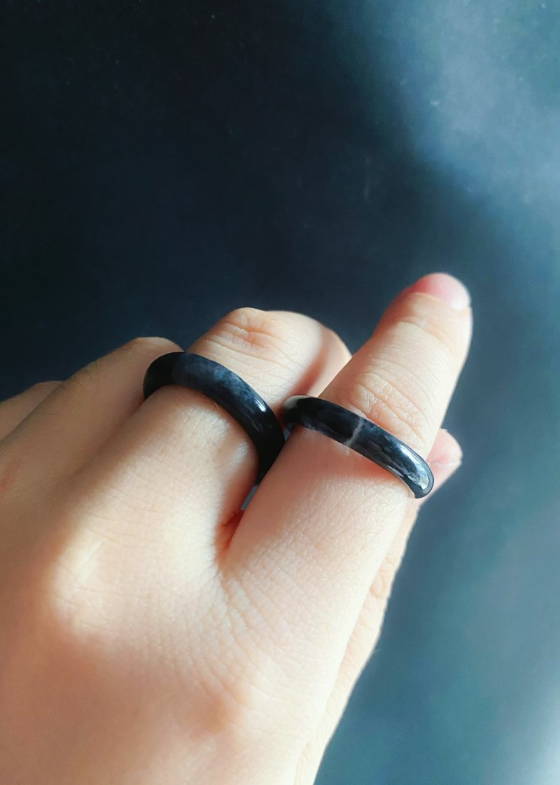 天然缅甸玉 翡翠 冰乌鸡 有钱 细款 戒指 玉 戒环 ring 礼物 男女 - 戒指 - 玉石 黑色
