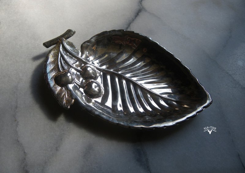 【老时光 OLD-TIME】早期美国制合金属镀银盘 - 摆饰 - 其他材质 多色