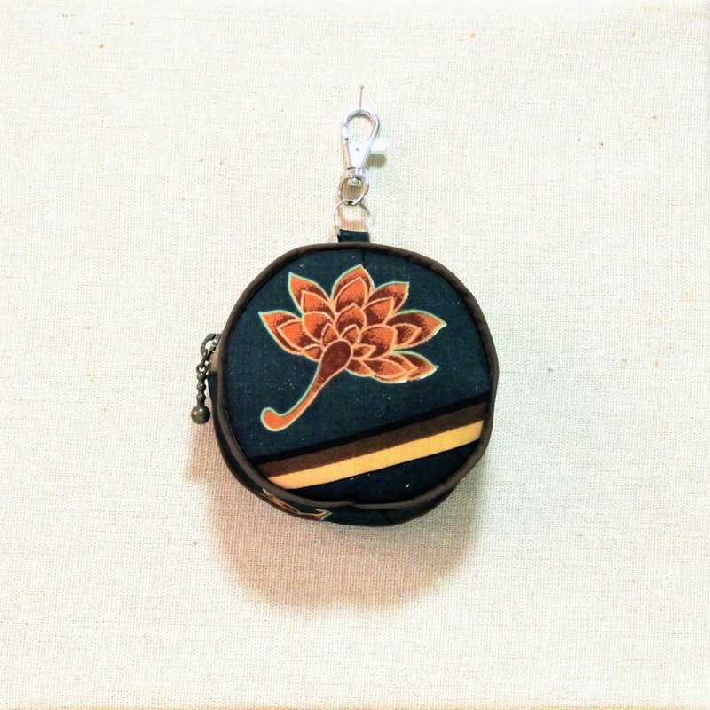 和服改造 小巧圆形零钱包 - 化妆包/杂物包 - 丝．绢 绿色