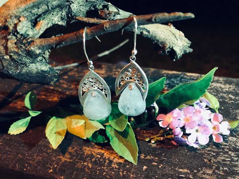 水敛华色 耳环 宝石纯银手工耳环 - 耳环/耳夹 - 水晶 蓝色