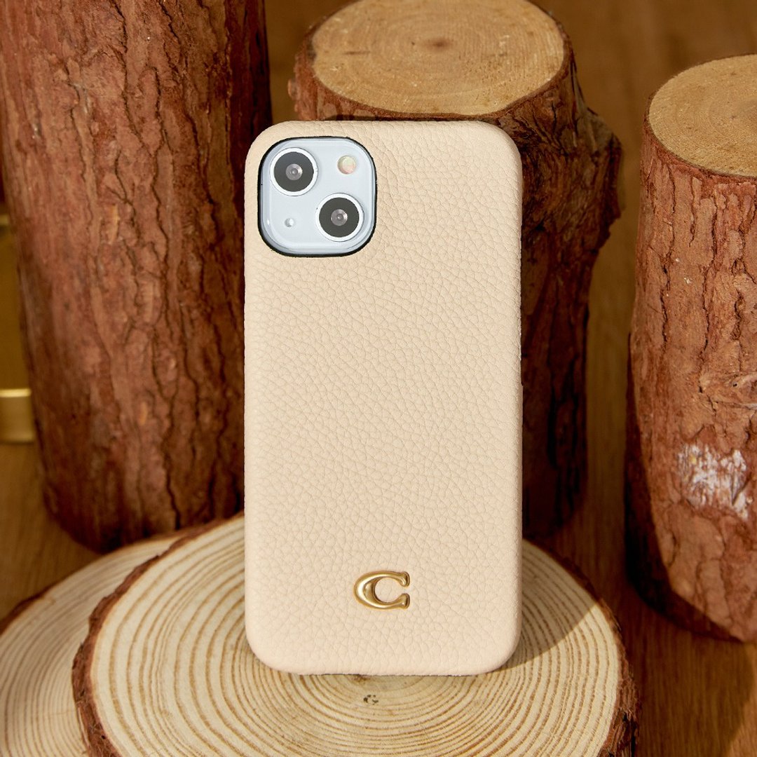 【COACH】iPhone 16e /14系列 精品手机壳 粉白色经典大C - 手机壳/手机套 - 塑料 粉红色
