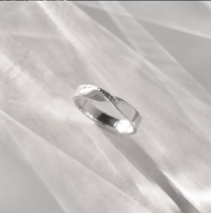 I 定制化 I  莫比乌斯戒 999纯银 对戒 刻字 尾戒 中性 - 戒指 - 纯银 银色