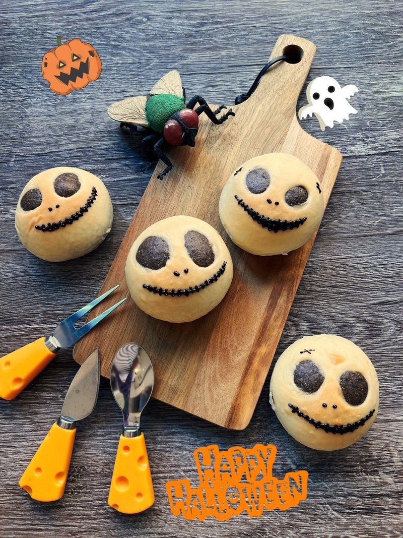 烘焙实作课程。骷颅造型黑芝麻餐包& 木乃伊夹心巧克力棒棒饼 - 美食 - 新鲜食材 