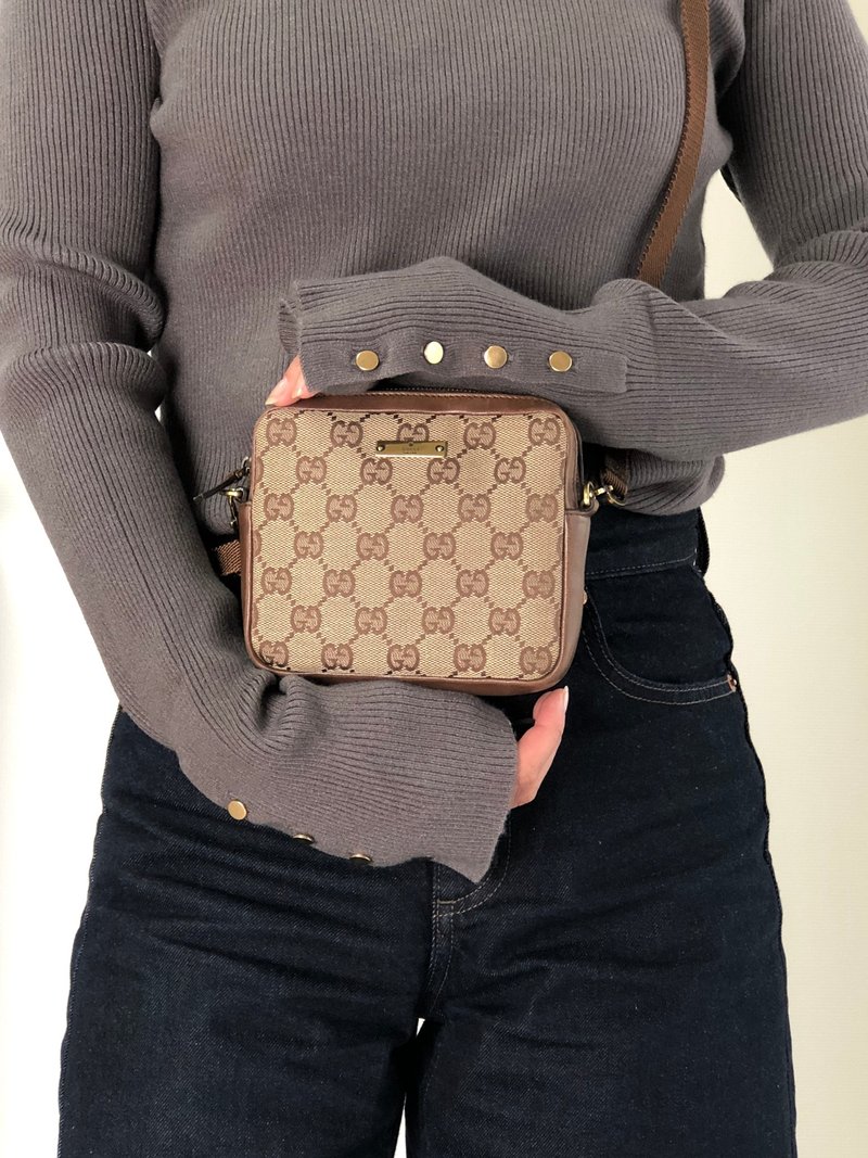 【日本直送 名牌二手包】GUCCI 古驰 侧背包 米色 GG帆布 迷你包 vintage 古着 复古 2hrrun - 侧背包/斜挎包 - 棉．麻 咖啡色