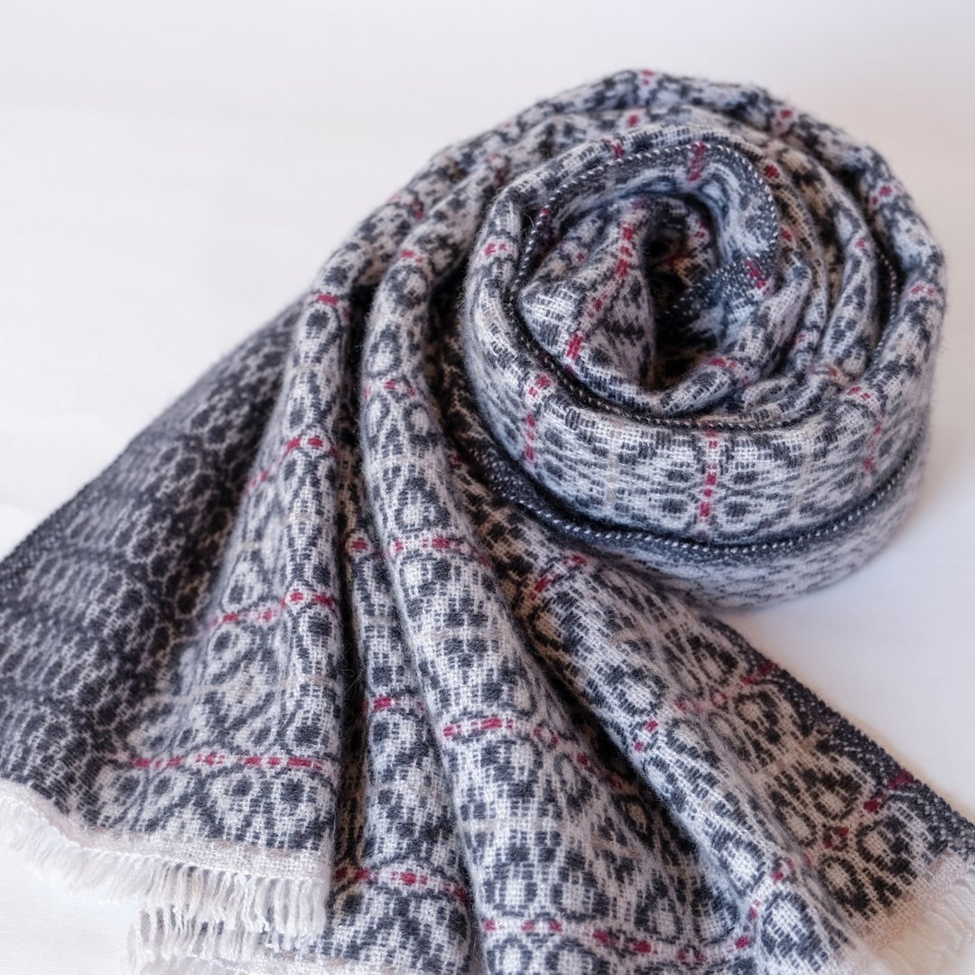 Cashmere 100% 手工喀什米尔羊绒披肩【彩华09】 - 围巾/披肩 - 其他材质 灰色