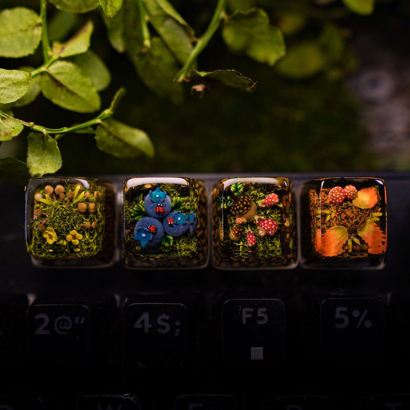 4 pcs in Hidden Forest keycaps set, Moss Nature Keycap, Natural Leaves and Moss - 电脑配件 - 树脂 绿色