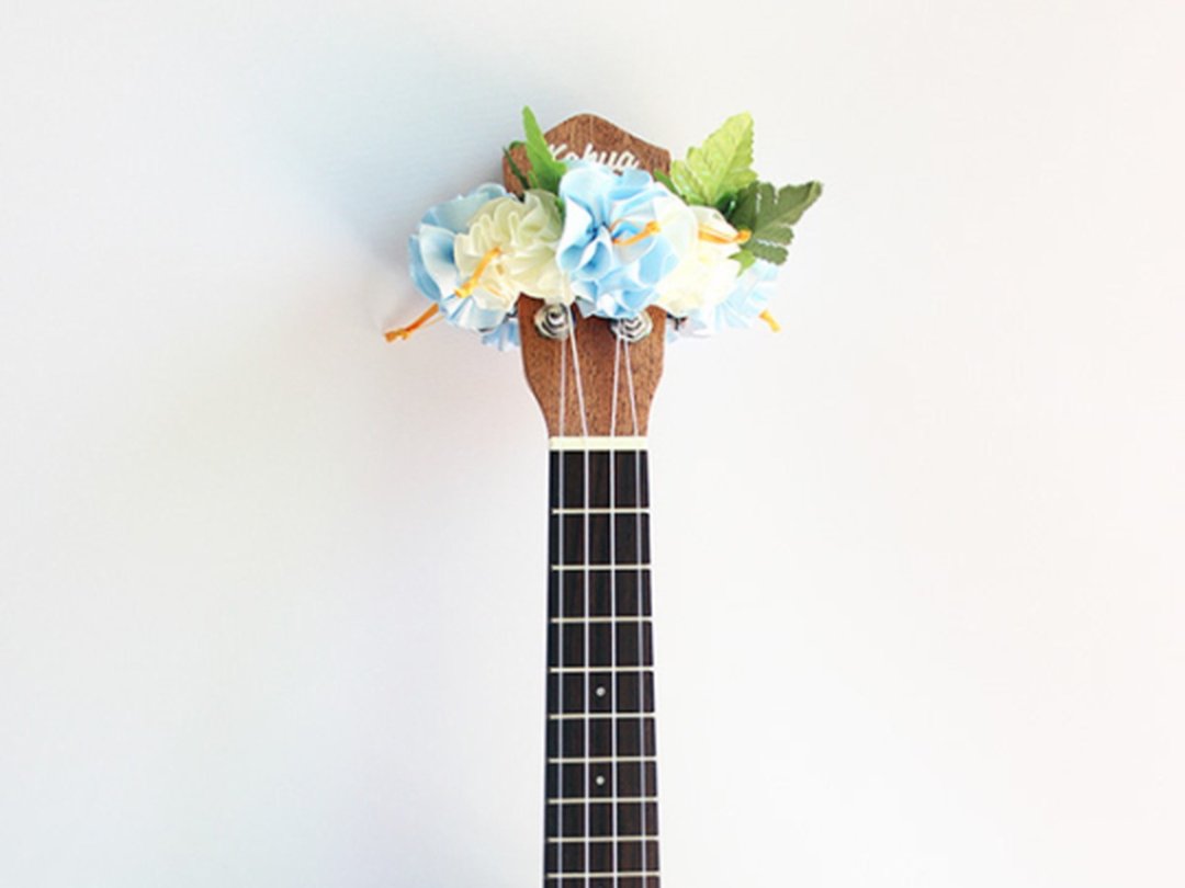 Ukulele lei / blue hibiscus, Ukulele gifts, Ribbon leis, Ha - 吉他/乐器 - 棉 蓝色