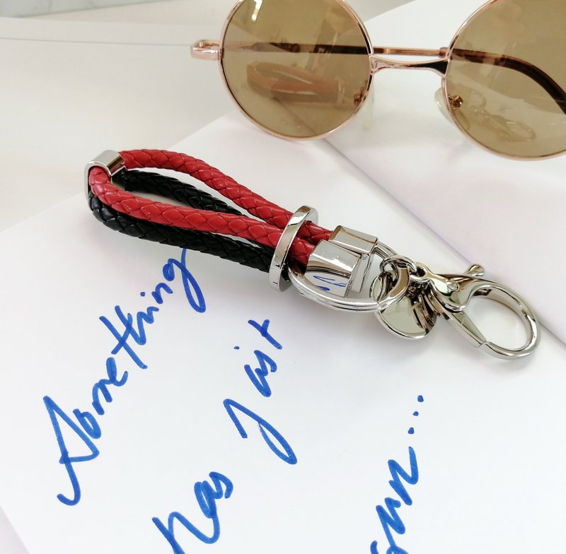 Leather keychains car keychains (Black - Red) model Urban London - 钥匙链/钥匙包 - 真皮 黑色