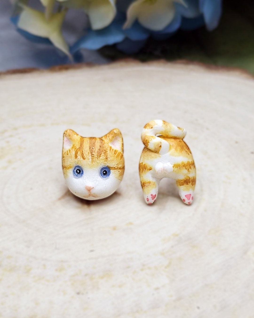 全手作 橘猫+蛋蛋 耳环 防敏感耳针 耳钉/耳夹 (细橙纹) - 耳环/耳夹 - 粘土 灰色