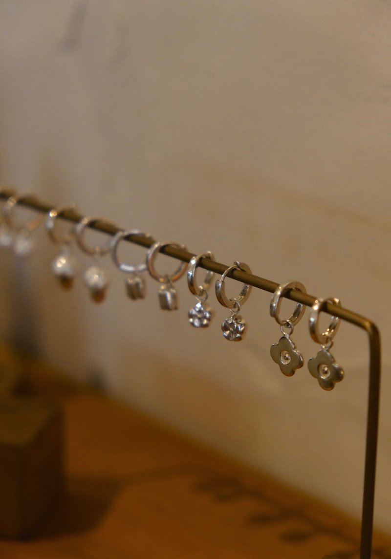 和煦之夏 和煦圈圈耳环 - 耳环/耳夹 - 纯银 银色