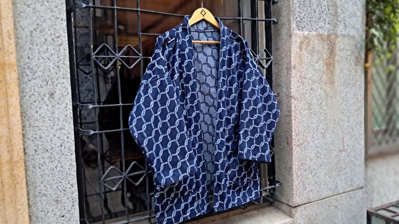 AMIN'S SHINY WORLD 麻绳丹宁满版提花KIMONO  Reversible ONLY系 - 男装外套 - 棉．麻 蓝色