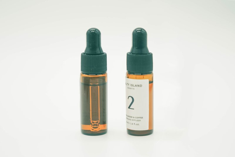 东引咸味岛香氛5ML - 香薰/精油/线香 - 玻璃 多色